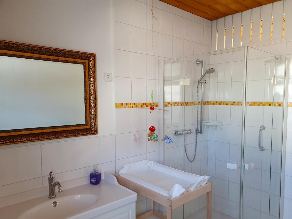 Ferienhaus Grimme - 350M2, 18 Betten - Mit Indoorspielplatz, Pool, Grosser Terrasse, Grill, Sauna, Kicker, Dart, Uvm - Ideal Fuer Familien Schmallenberg Exterior foto